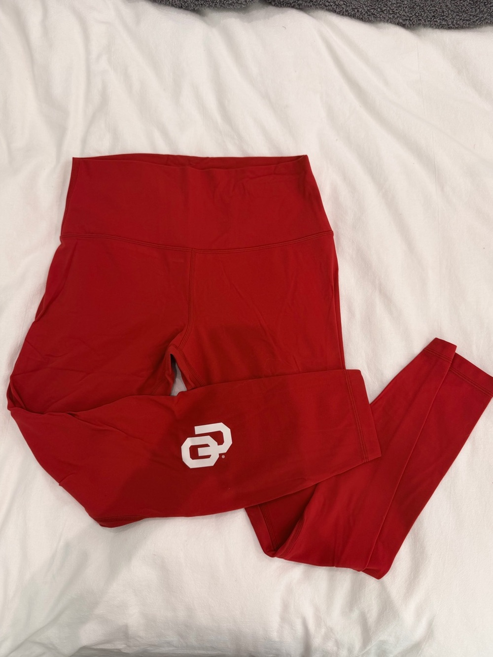 lululemon athletica women’s Red OU Leggings